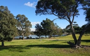 Edwardes Lake Park. Reservoir, Victoria (Sam Loy)