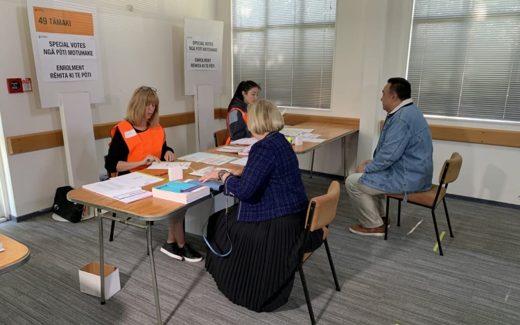 National leader Judith Collins and her husband David Wong Tung cast their advance votes in Auckland. 4/10/2020