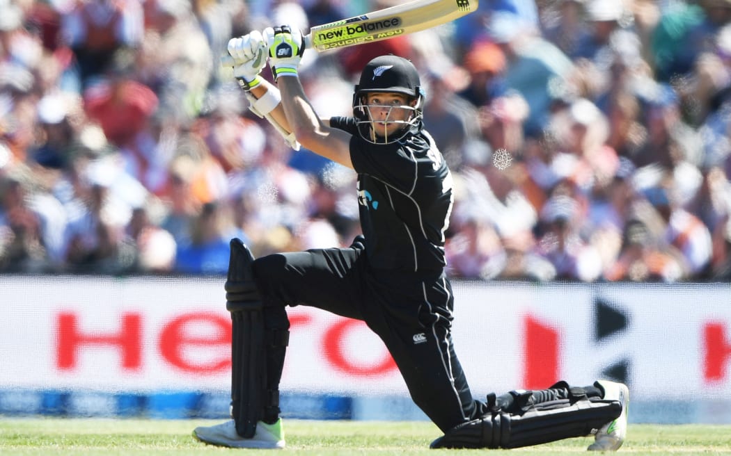 Mitchell Santner batting during Blackcaps v England 5th ODI International