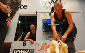 John Kirkpatrick shearing in the individual machine shearing final