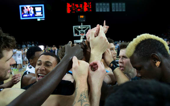NZ Breakers team, after the Breakers win against Melbourne,2020.