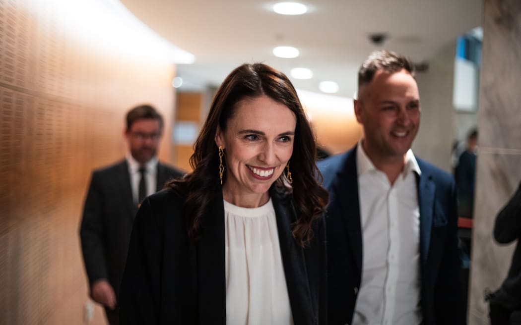 Jacinda Ardern heading to her final caucus meeting