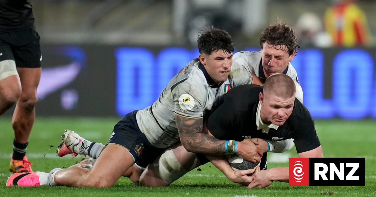 First German All Black recommits to NZ Rugby | RNZ