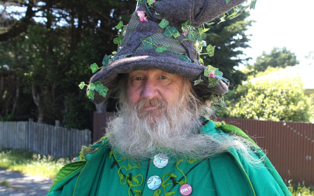 Bluff wizard Noel Peterson unsuccessfully stood for both council and mayoralty in Invercargill at the 2022 election. He has previously held a position on the Bluff Community Board.