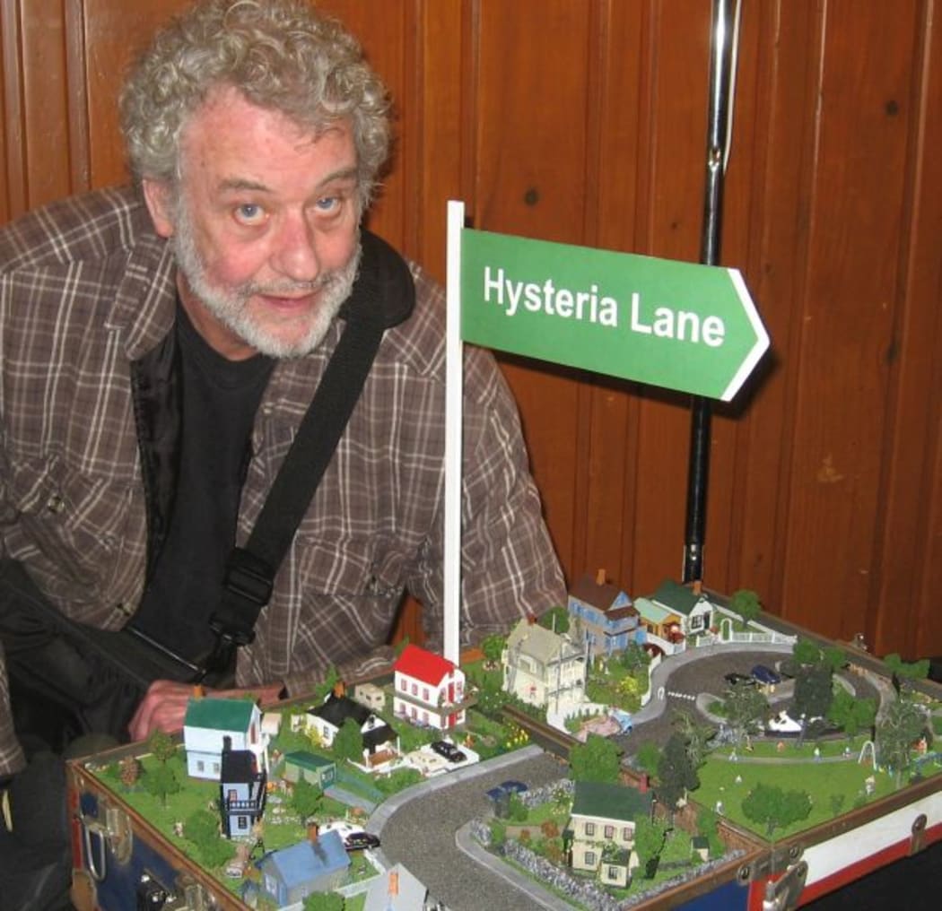 Jack Perkins visits Hysteria Lane