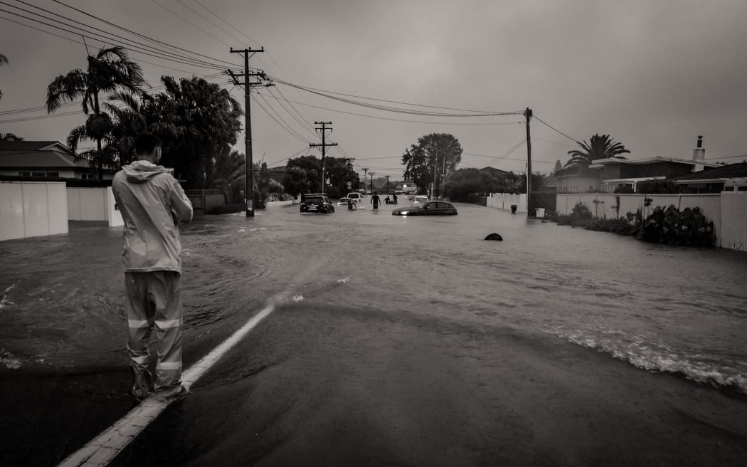 Cars in Milford on the North Shore were left swimming in the water after a severe thunderstorm hit Auckland.