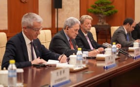 Winston Peters, Wang Yi in Beijing