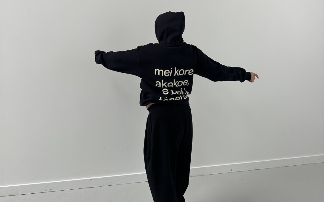 Brooklyn Opetaia, Founder of 'Words to Heal you' in collaboration with Manawa Māori, a reo Māori provider, have released their first-ever “The World is Better with You in It” hoodie in te reo Māori.