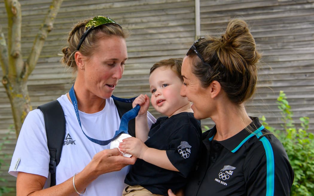 The Detail single use Emma Twigg and her family after winning silver in Paris.