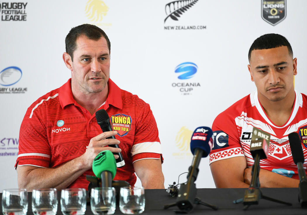 Coach Kristian Woolf and co-captain Siosiua Taukeiaho