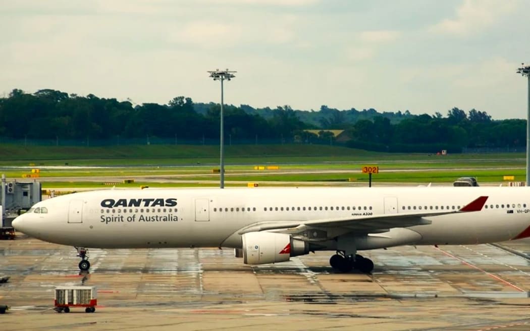 Qantas - Airbus - A330-300
