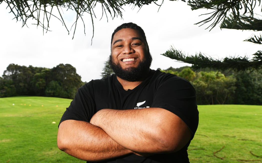 New Zealand weightlifter David Liti.