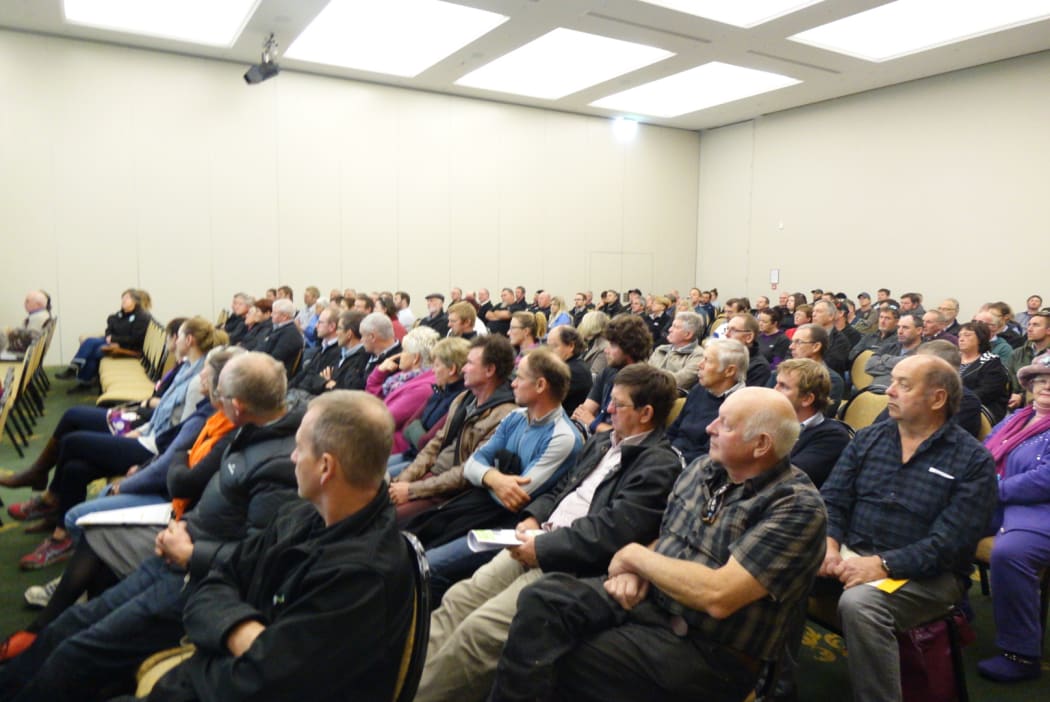 There was a big turn out in Nelson today for the government roadshow on M Bovis.