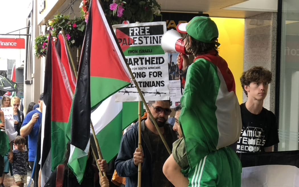 A small group of Palestinians who now call Nelson home have been holding peace rallies every Saturday in 1903 Square in Nelson calling for a ceasefire in Gaza and vowing to continue for as long as the conflict does.