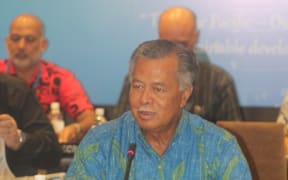 Cook Islands PM Henry Puna at SIS meeting Apia