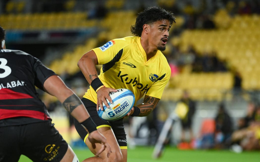 Bailyn Sullivan of the Hurricanes, Hurricanes v Crusaders, round 9 of the Super Rugby Pacific competition at Sky Stadium, Wellington, New Zealand on Friday 11 April 2025. Photo: Elias Rodriguez / Photosport