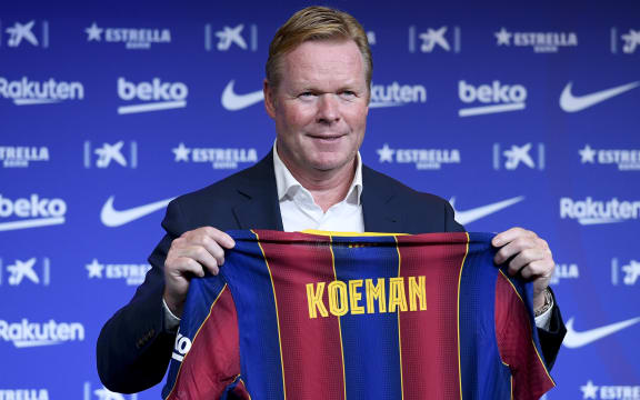 BARCELONA, SPAIN - AUGUST 19: Barcelona's new Dutch coach Ronald Koeman poses during his official presentation at the Camp Nou stadium in Barcelona on August 19, 2020. Adria Puig / Anadolu Agency
