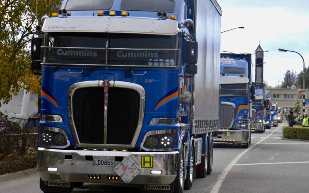 All of the blue trucks formed a procession.