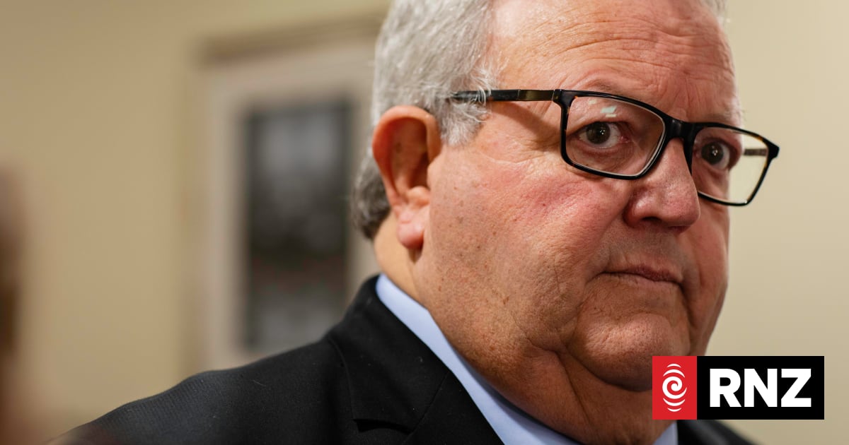 Political reporters in stand-off with Speaker Gerry Brownlee over ...