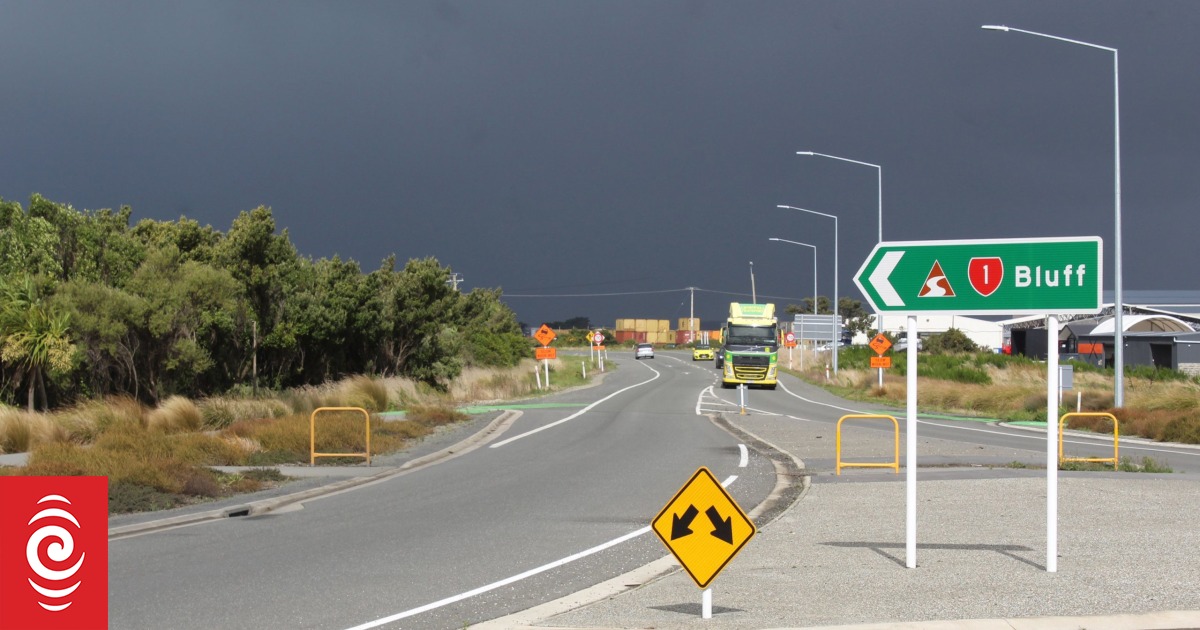 Bluff Highway in 'bad' state: Invercargill councillor - Vimarsana News