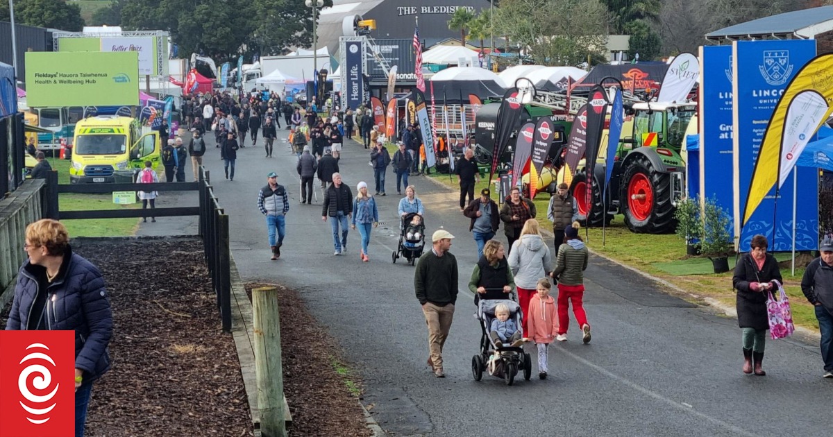 Crowds gather as Fieldays opens at Mystery Creek - Vimarsana News