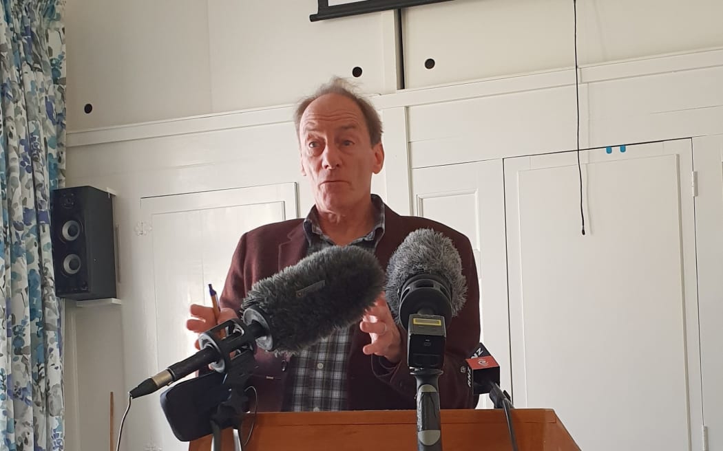 Veteran activist John Minto has announced his second bid for the Christchurch mayoralty.