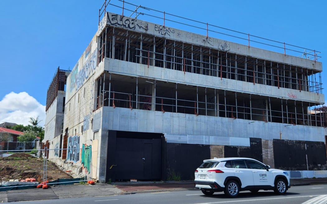 An unfinished apartment block on Manukau Rd in Auckland's Epsom. Originally called the Epsom Central Apartments Project.