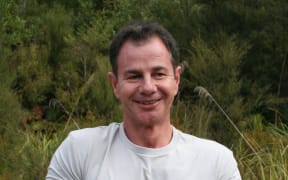 Simon Hall