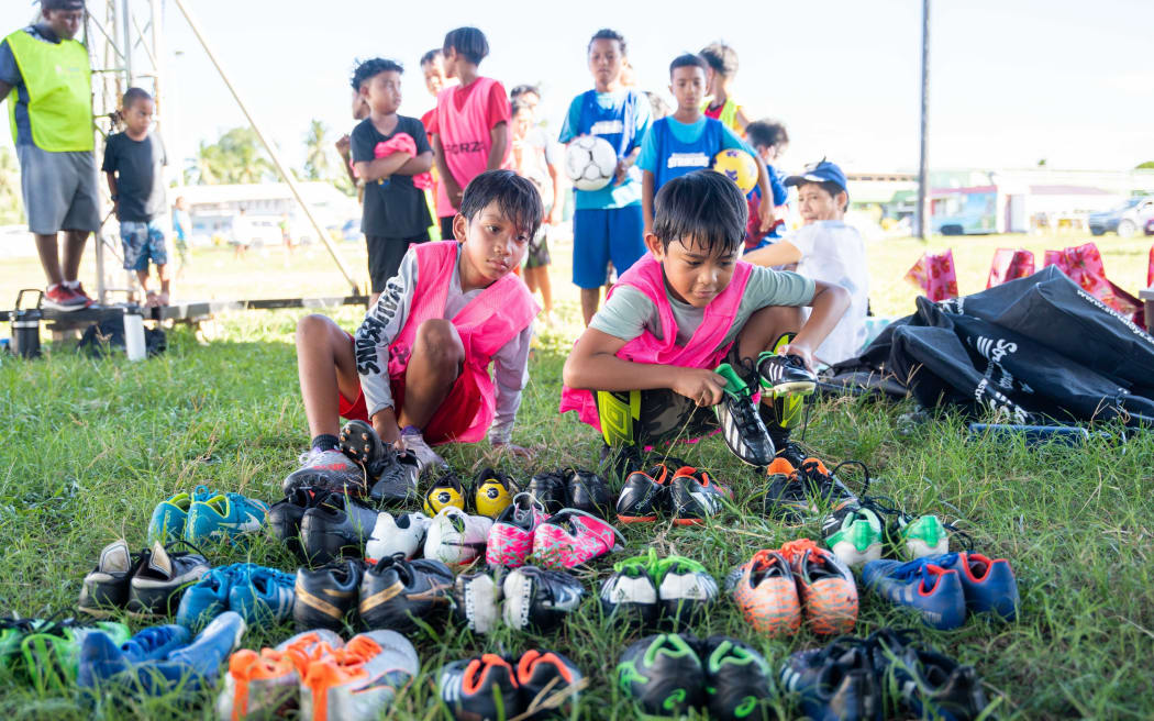 Kit Aid Australia donated 30 pairs of boots to kids in the Marshall Islands. For most of them, this was their first-ever pair of football boots.