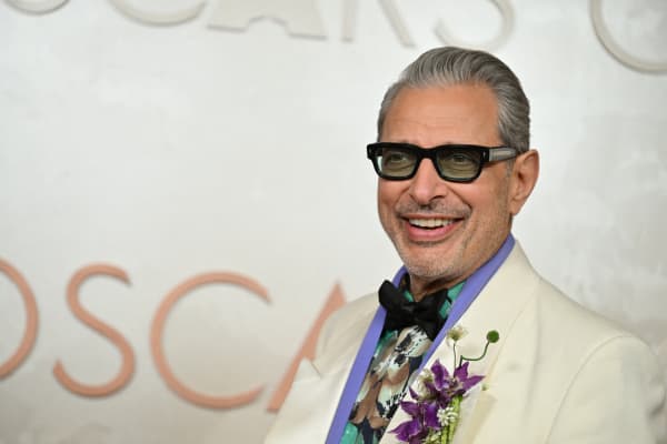US actor Jeff Goldblum attends the 97th Annual Academy Awards at the Dolby Theatre in Hollywood, California on March 2, 2025. (Photo by Robyn Beck / AFP)