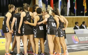 New Zealand's U21 Netball Team celebrating after their 60-57 win over Australia.