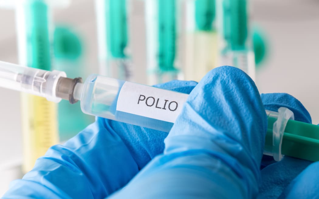 polio vaccination