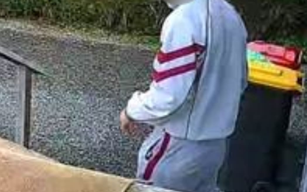 A 52-year-old man initially charged with kidnapping in relation to Yanfei Bao’s disappearance will now face an additional charge of murder. Police investigating Bao’s disappearance would now like to appeal for information from the public in relation to the tracksuit, the top, and the spade, pictured. Police believe the items have been discarded in the Christchurch area some time from approximately midday on Wednesday 19 July, to about 5pm Saturday 22 July. The spade is brand new.
Anyone that saw someone acting in an unusual manner or can assist Police in locating the whereabouts of the tracksuit, the top, and spade, is asked to please to contact Police.