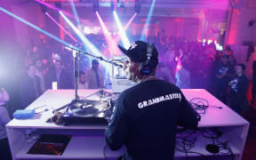 NEW YORK, NY - JANUARY 27: Grandmaster Flash performs as YouTube brings the BOOM BAP BACK to New York City with Lyor Cohen, Nas, Grandmaster Flash, Q-Tip, Chuck D and Fab 5 Freddy on January 27, 2018 at Industria in New York City.   Brian Ach/Getty Images for YouTube/AFP (Photo by Brian Ach / GETTY IMAGES NORTH AMERICA / Getty Images via AFP)