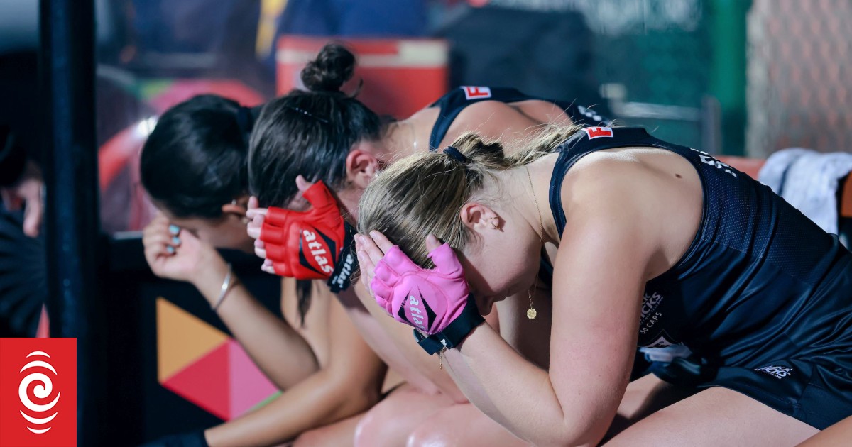 Olympic dream over for Black Sticks women; Men still on track - Vimarsana News