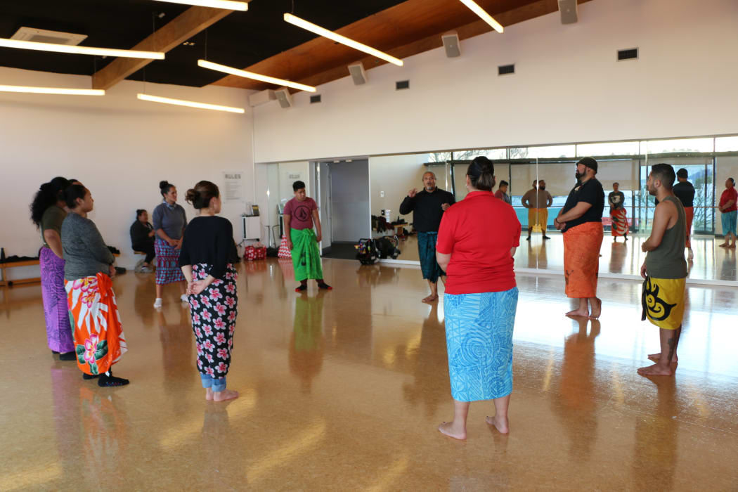 Steev Laufilitoga Maka teaches Uvean dance as part of the Pacific Dance Residency in Auckland.