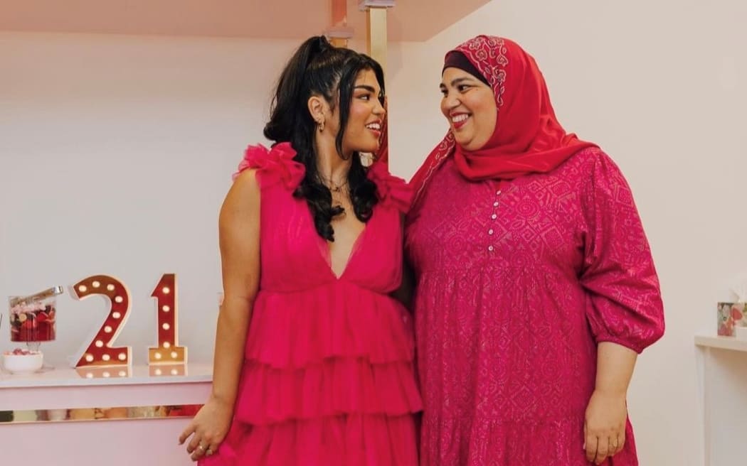 Aya Al-Chalabi and Seba Dilaimi