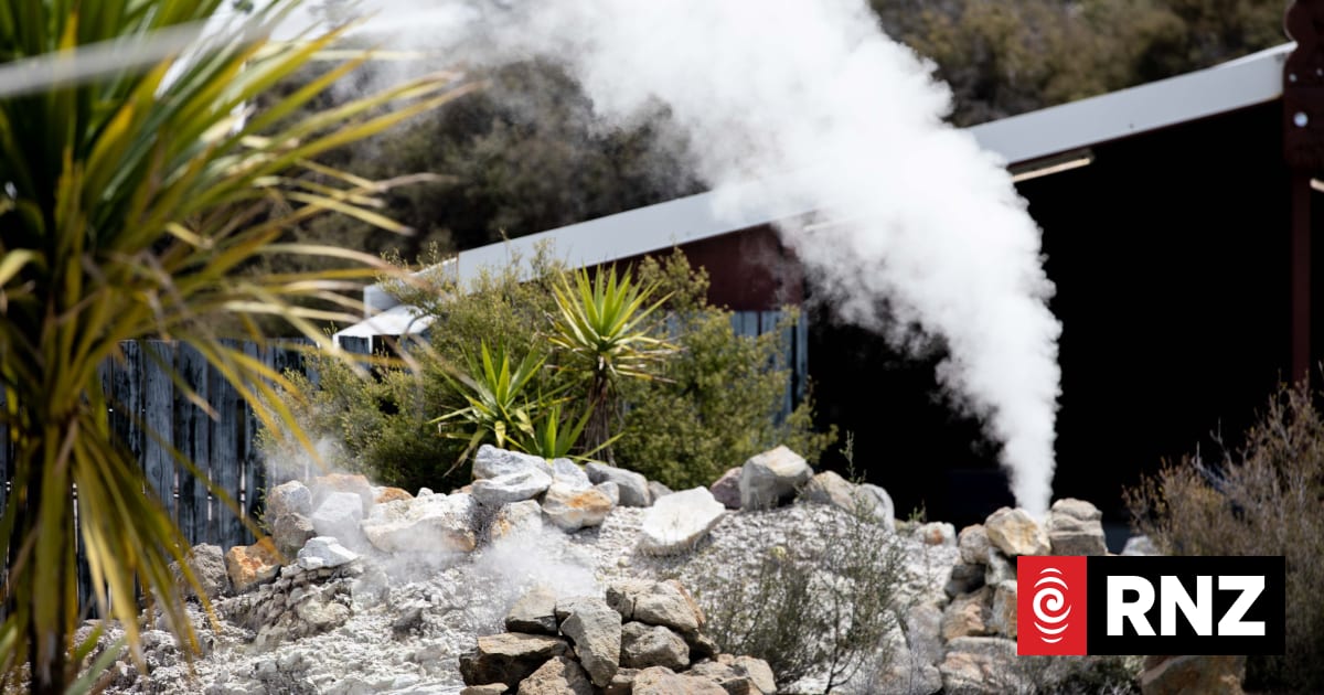 Rotorua tourism operators say no to emergency housing extension | RNZ