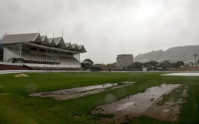 Rain has delayed the start of the second Test between the Black Caps and Bangladesh.