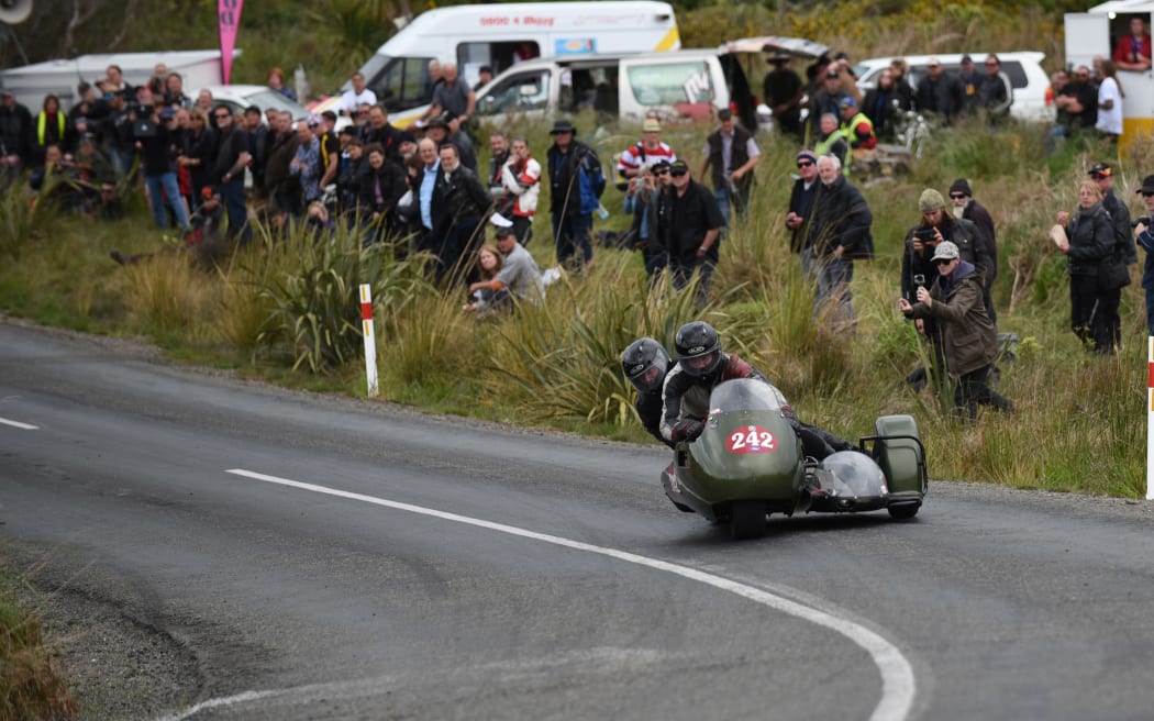 John Blaymires and Charles Bilby from Pahiatua compete in the Classic Pre ’82 class