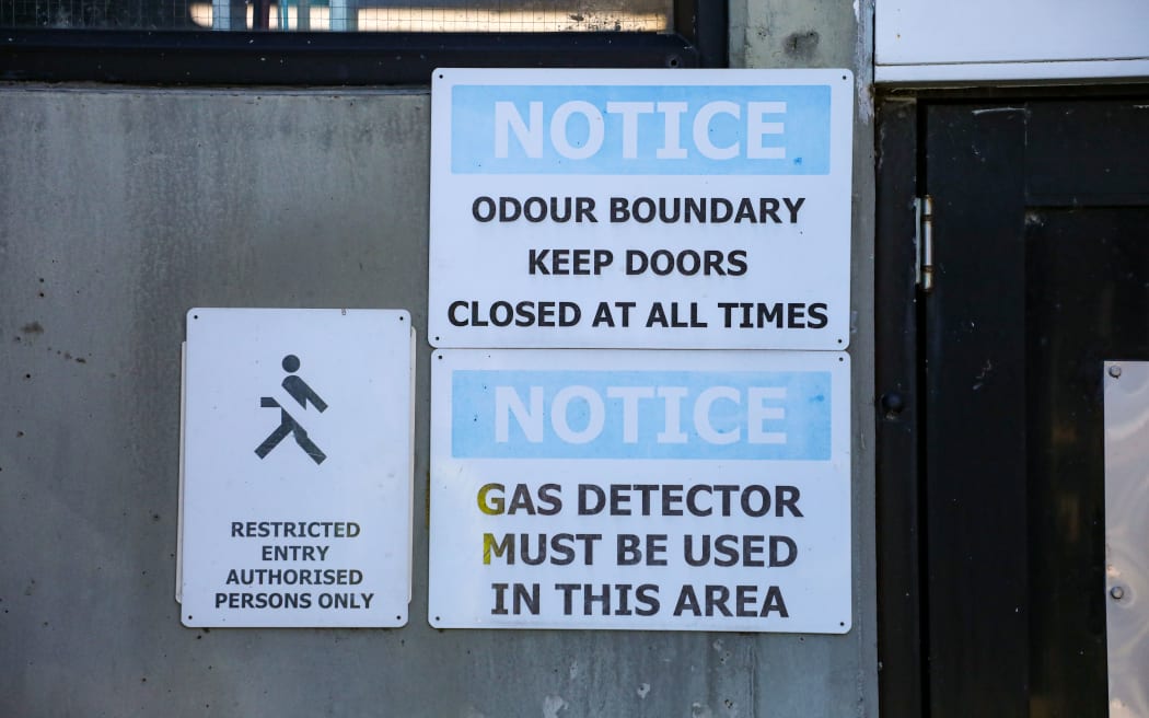 Tiaki Wai spends $150m on 'dreadful' Seaview stench | RNZ News