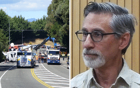 American heart surgeon Kenneth Wolnak, whose careless driving resulted in the death of two men near Nelson in February, has been ordered to pay $165,000 in reparation.