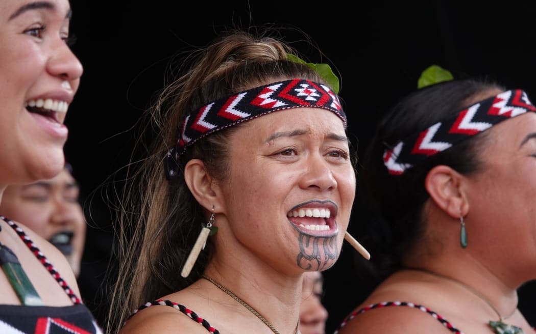 Dena-Maree Hemara (Te Mahurehure) performs with Muriwhenua kapa haka.