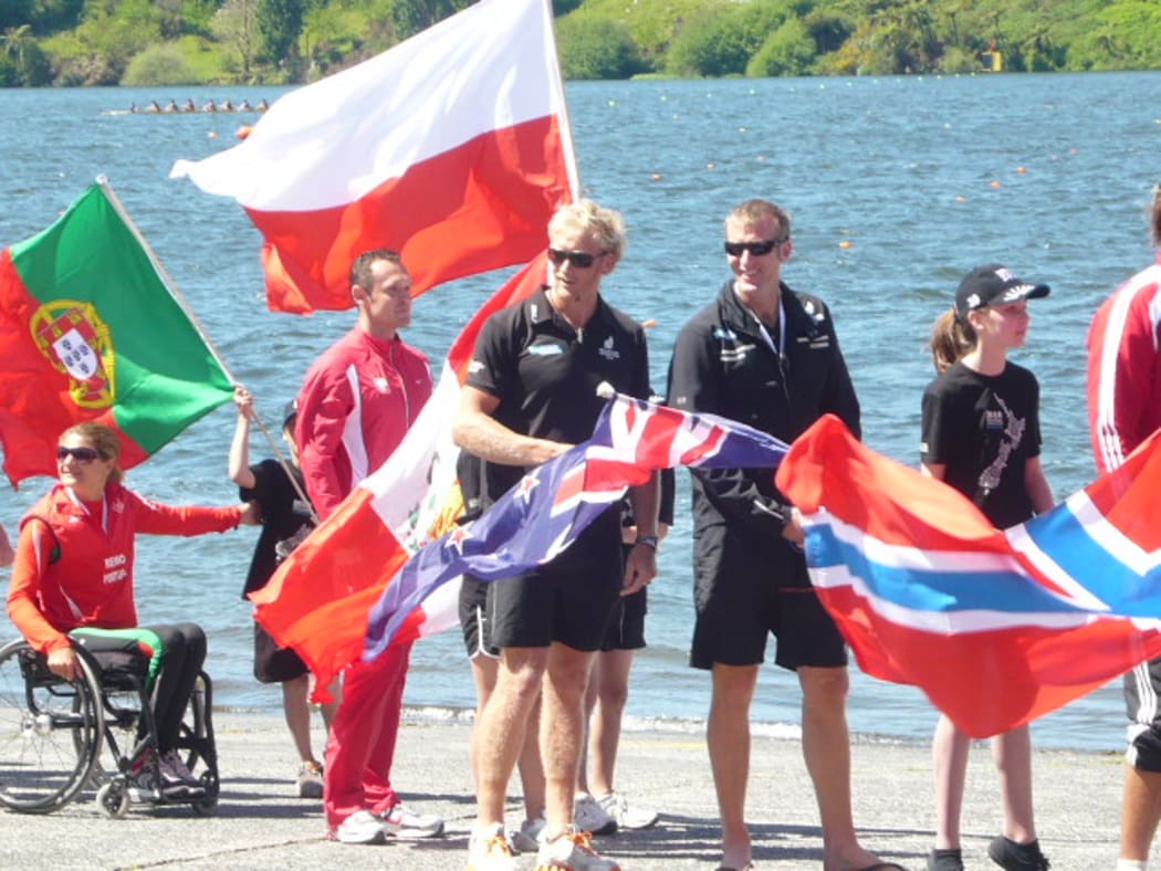Top Kiwi oarsmen Mahe Drysdale (right) and Eric Murray at the opening ceremony.