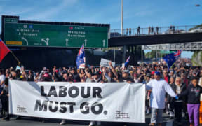 Marchers took over part of the Auckland motorway during a protest on Saturday. The march was organised by the Freedom and Rights Coalition, and protests were direct at a number of causes and authorities, including anti-vaccines, anti-lockdowns, and anti-politician, with the slogan: "They all must go".