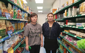 Diary operator Wang Xiujing and the property owner Xu Yang.