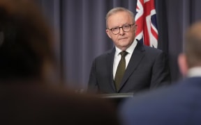Anthony Albanese holds a press conference to outline the scope of the Bondi massacre review.  (ABC News: Matt Roberts)