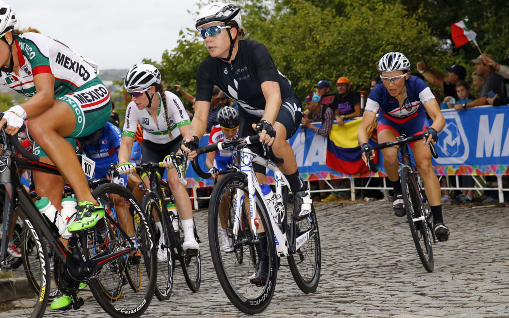 Linda Villumsen competing in the world championship road race