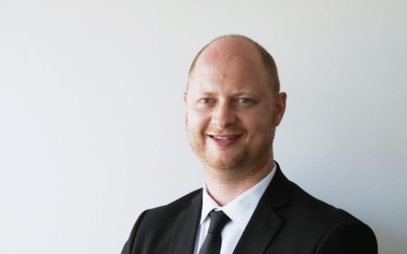 NZSO Associate Principal Viola Sam Burstin