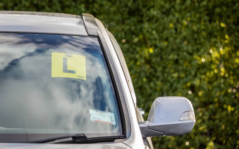 Driver's licence delays: Potential testing staff take aim at NZTA | RNZ